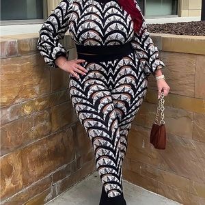 COPY - Black and white sweater set